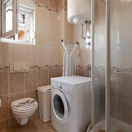 Apartmán Stunning Apartment In Srima With Wifi *